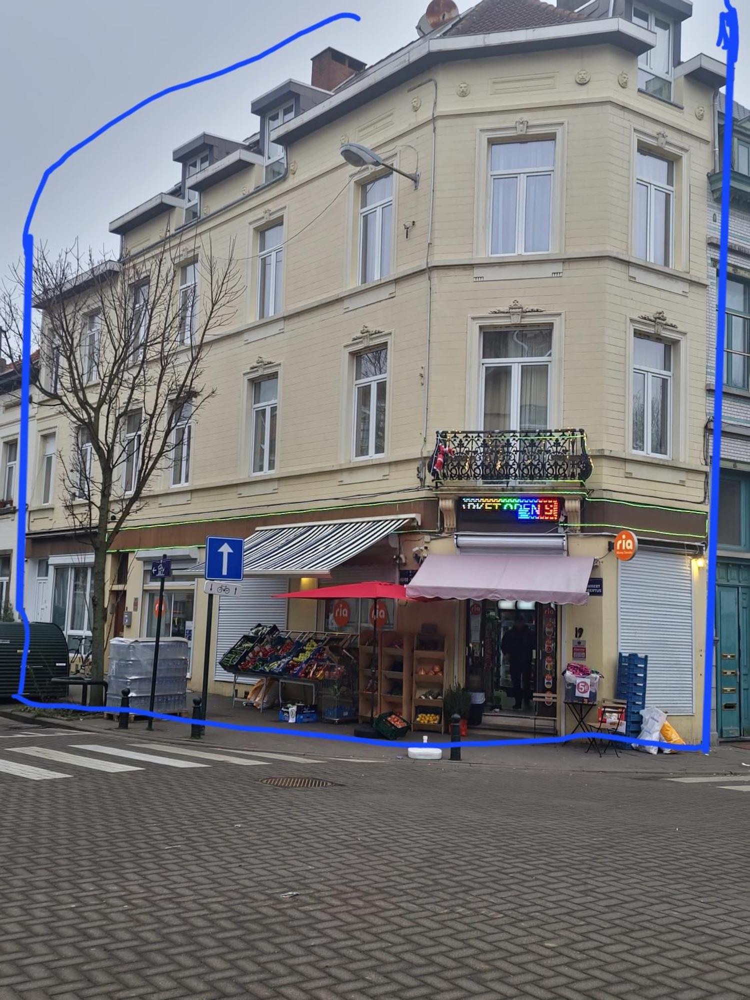 Sauna, Atomium, Expo Brussels, Stadium Roi Baudoin, Kinepolis, Planetarium, Centre Ville Brussels Exterior photo